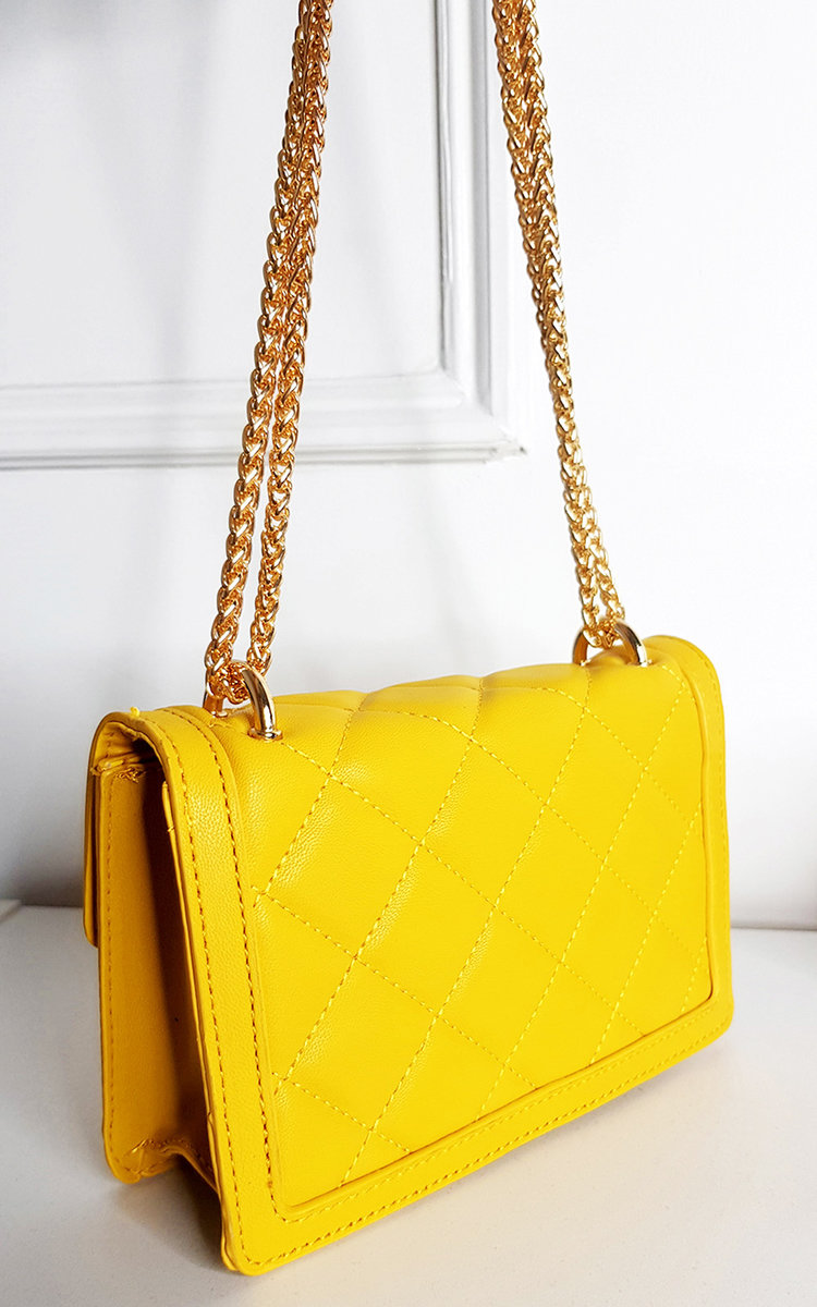 Leather Chain Strap Shoulder Bag Go Wholesale