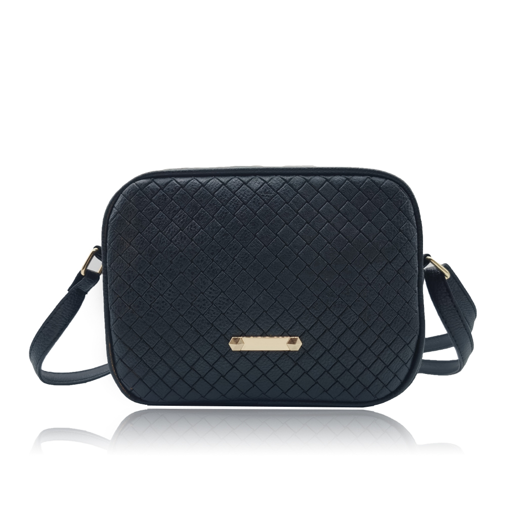 Hela Geometric Crossbody Bag Go Wholesale