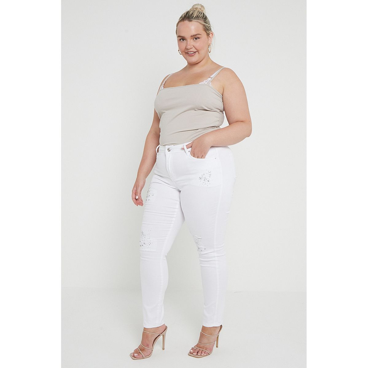 Plus size 2025 white jeans uk