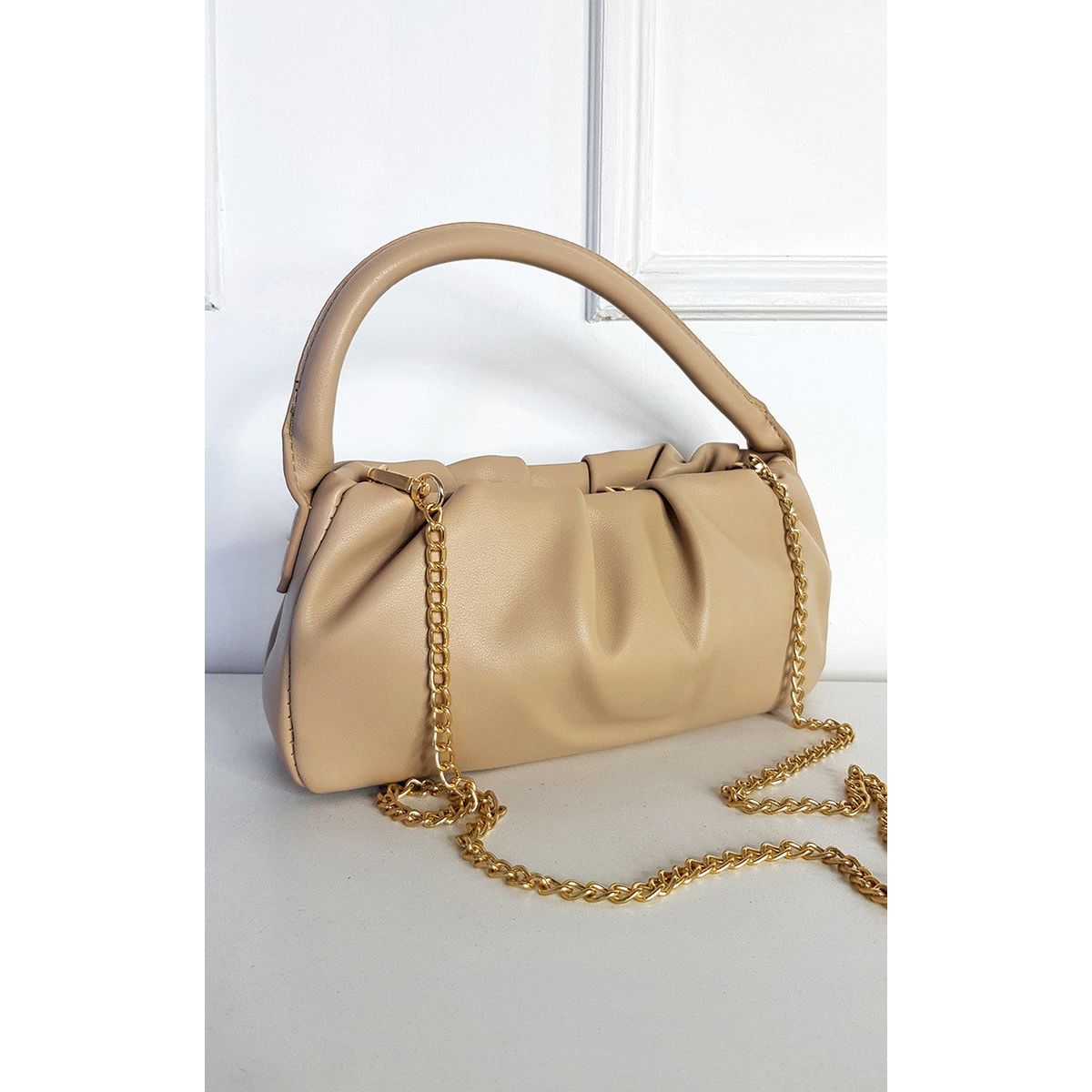 Leather Shoulder Bag with Chain Detail Go Wholesale