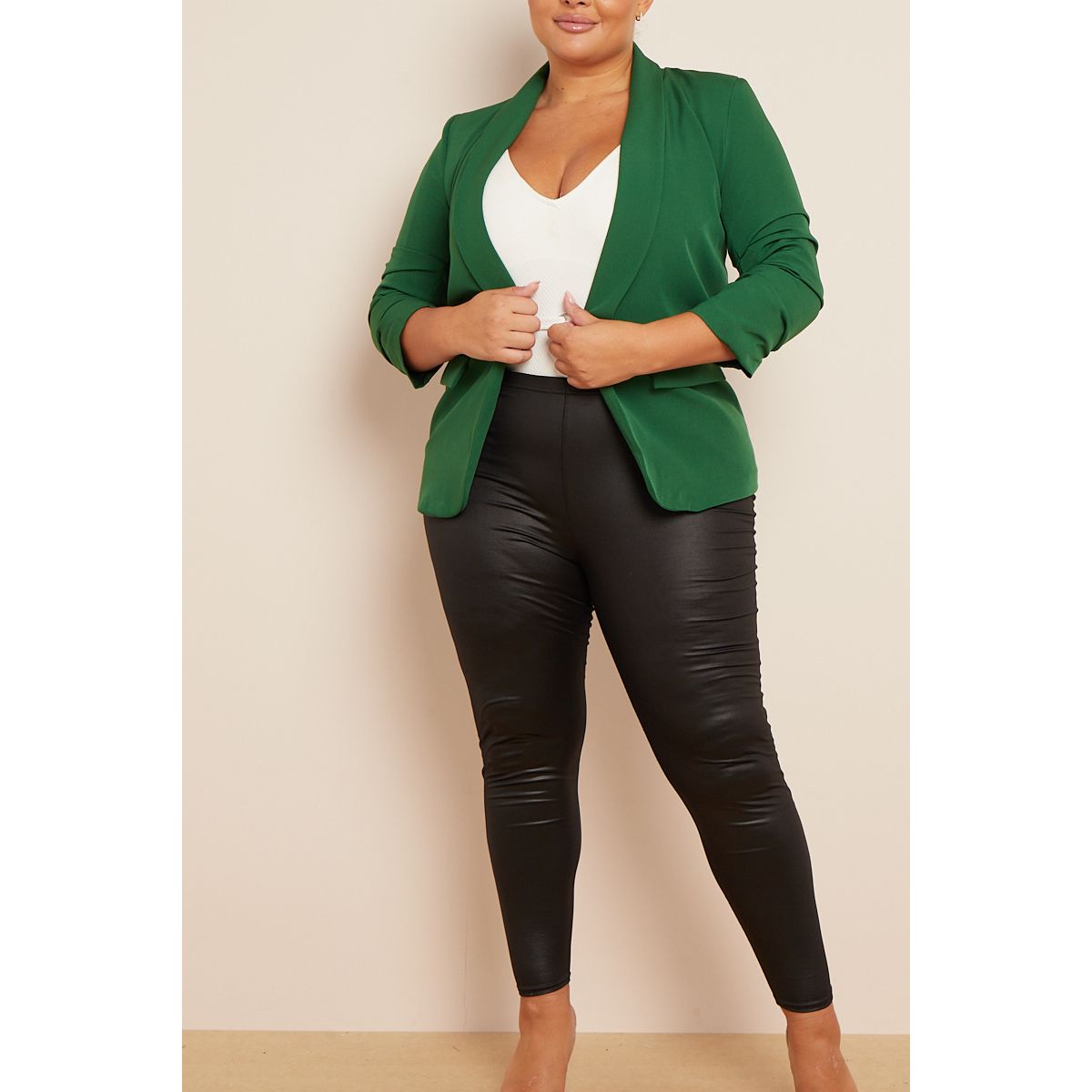 Plus Size Green Ruched Sleeve Faux Pockets Lapel Detail Short