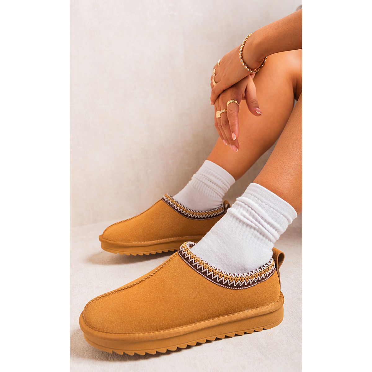 Elise ugg store