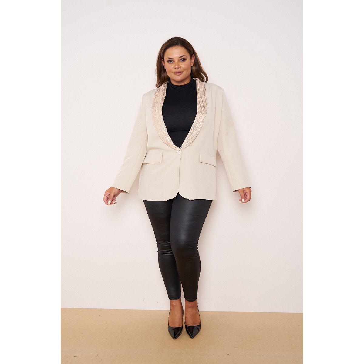Plus size top cream blazer
