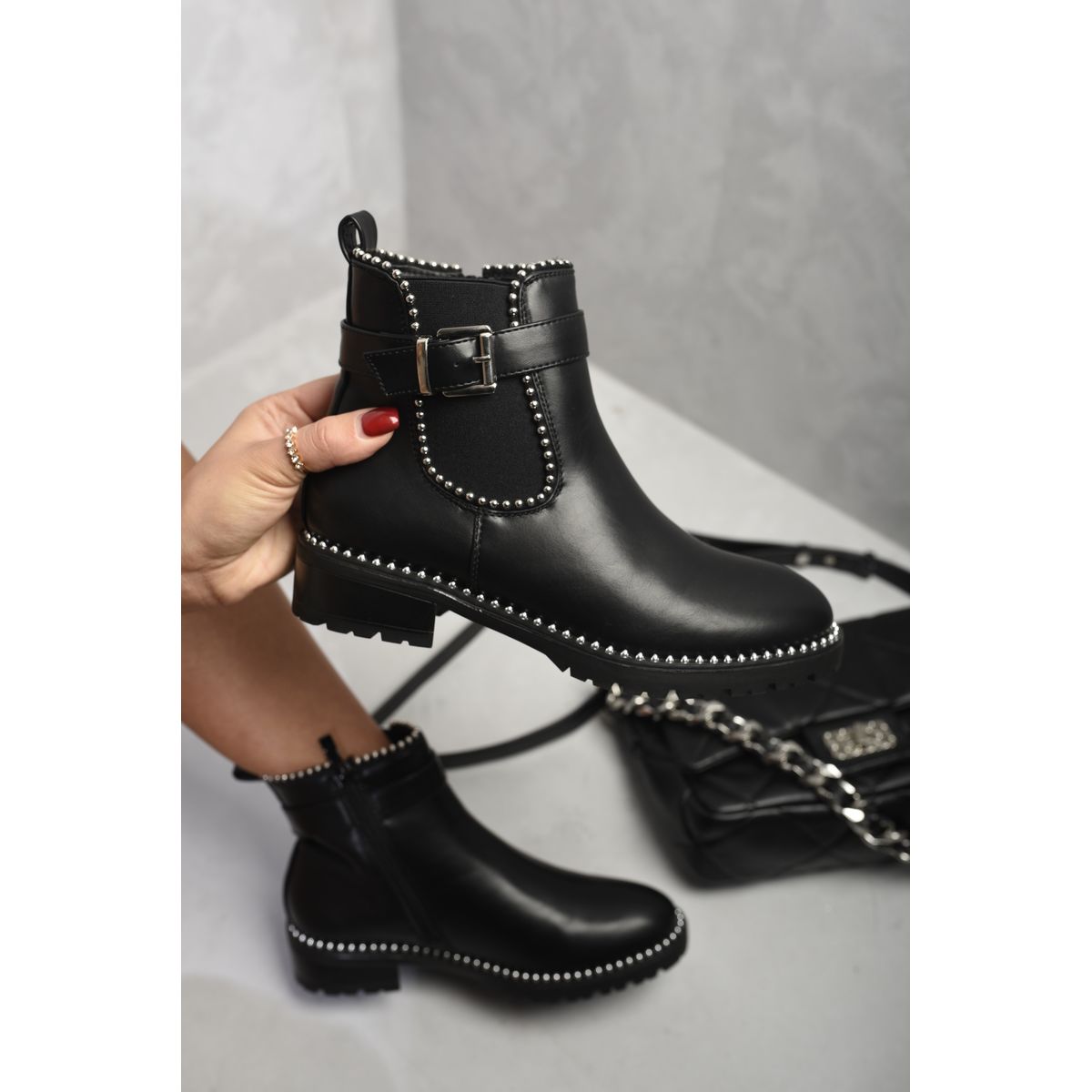 Chelsea Ankle Boots with Zip Detail Go Wholesale