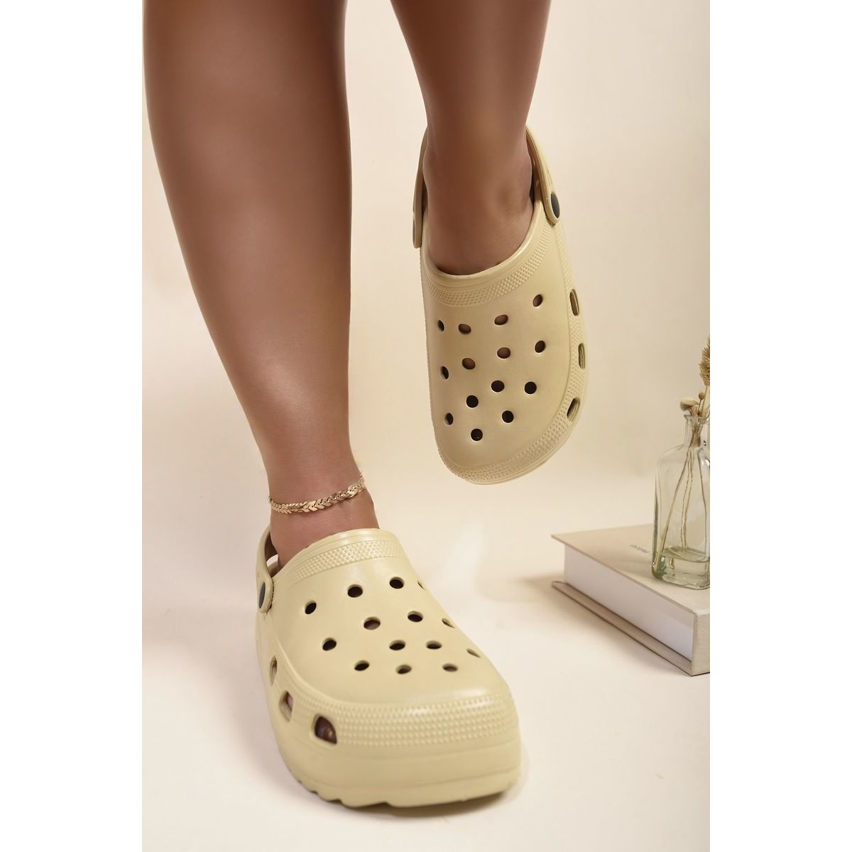 Platform Clog Sandals Go Wholesale