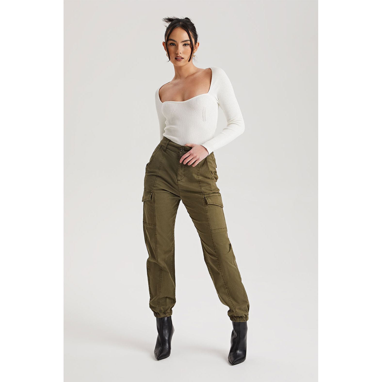 Cuffed Cargo Pants Go Wholesale