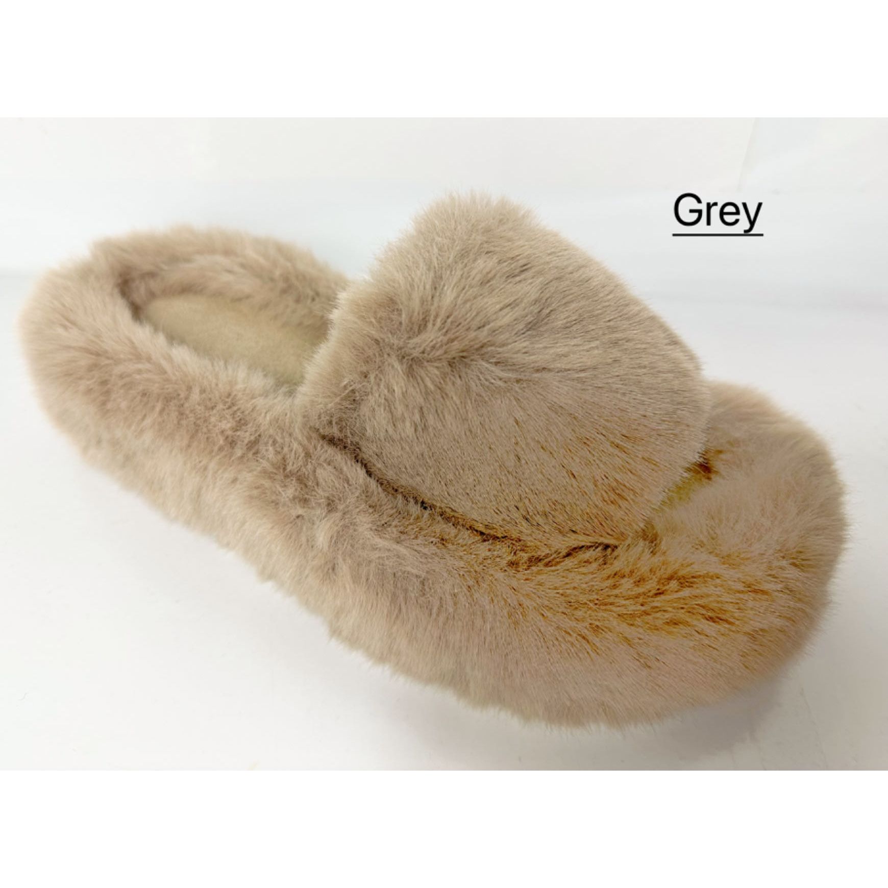 Fluffy top sliders slippers