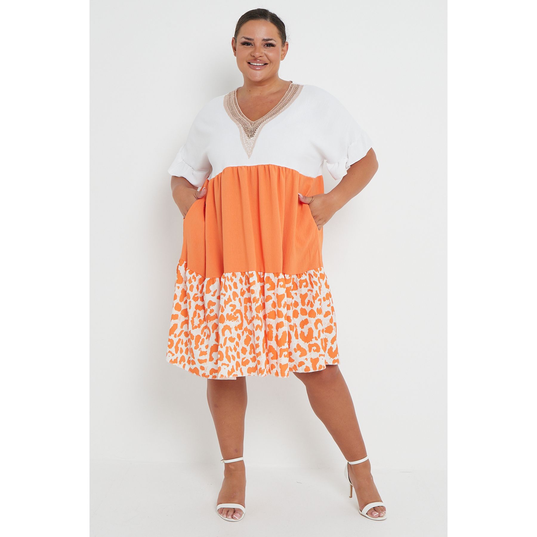 Bedst Humoristisk Sophie Plus Size Orange Colour Block Crochet Detail V Neck Printed Hem Dress With  Pockets x 5 | Go Wholesale