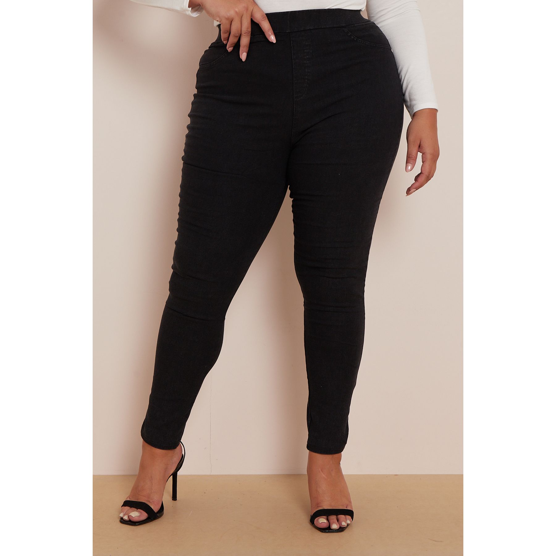 Plus size black shop jeans uk