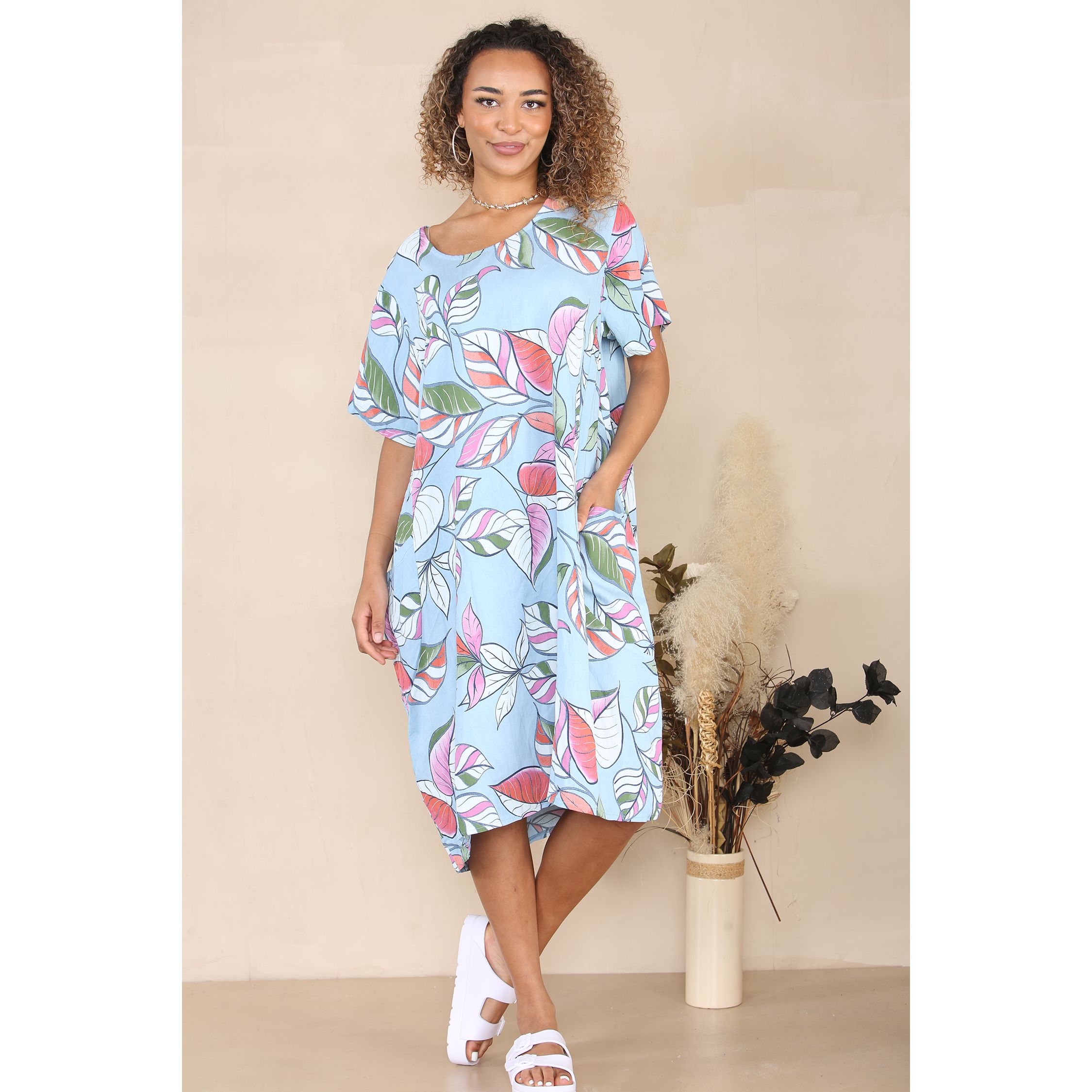 Short sleeve dress sales with pockets