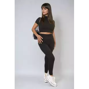 Black leggings in bulk store