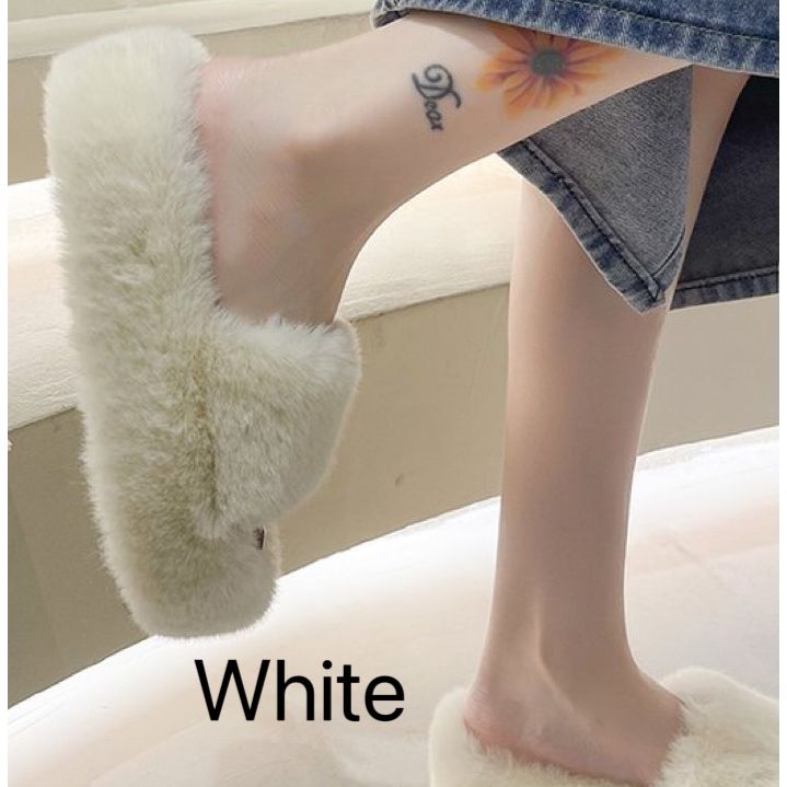 Fluffy sliders full fur slippers Go Wholesale